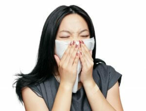 Secreción nasal persistente - una nariz que moquea que dura más de una semana