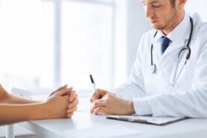 Mareos y náuseas con presión normal: causas, combinación con varios síntomas.
