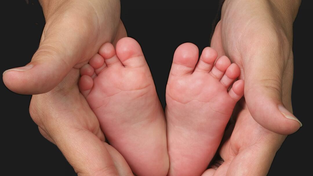 hands_feet_heel_fingers_child_infant_baby_ultra_3840x2160_hd-pozadina-328848