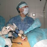 How is laparoscopic surgery performed?